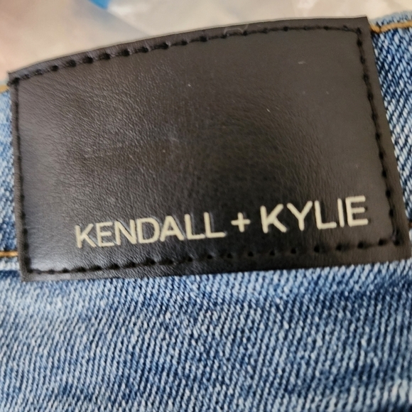 Kendell And Kylie The Drifter High Rise Factory Distressed Jean Shorts Size 31 - Picture 5 of 9